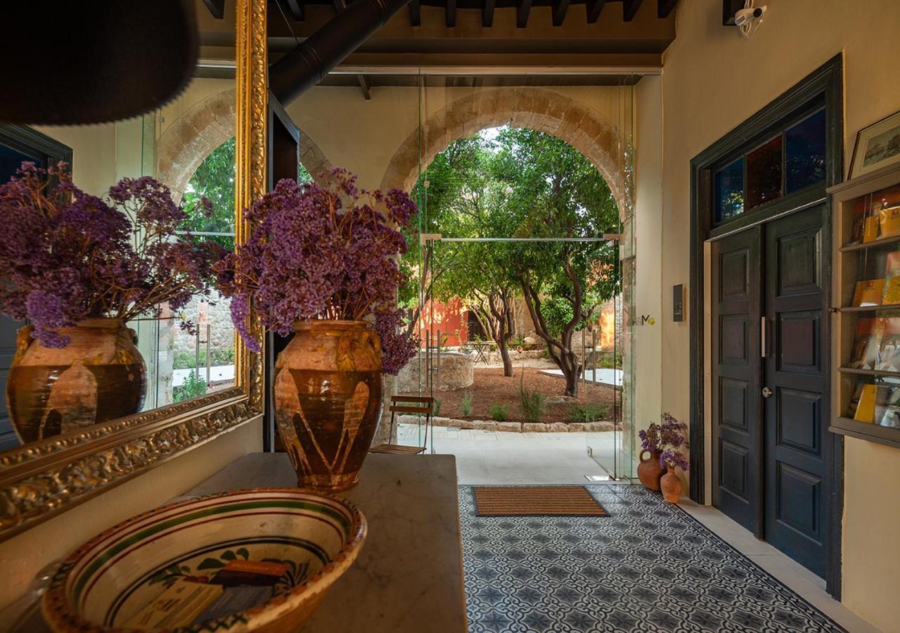 Casa Mespilea Hotel Paphos Bagian luar foto
